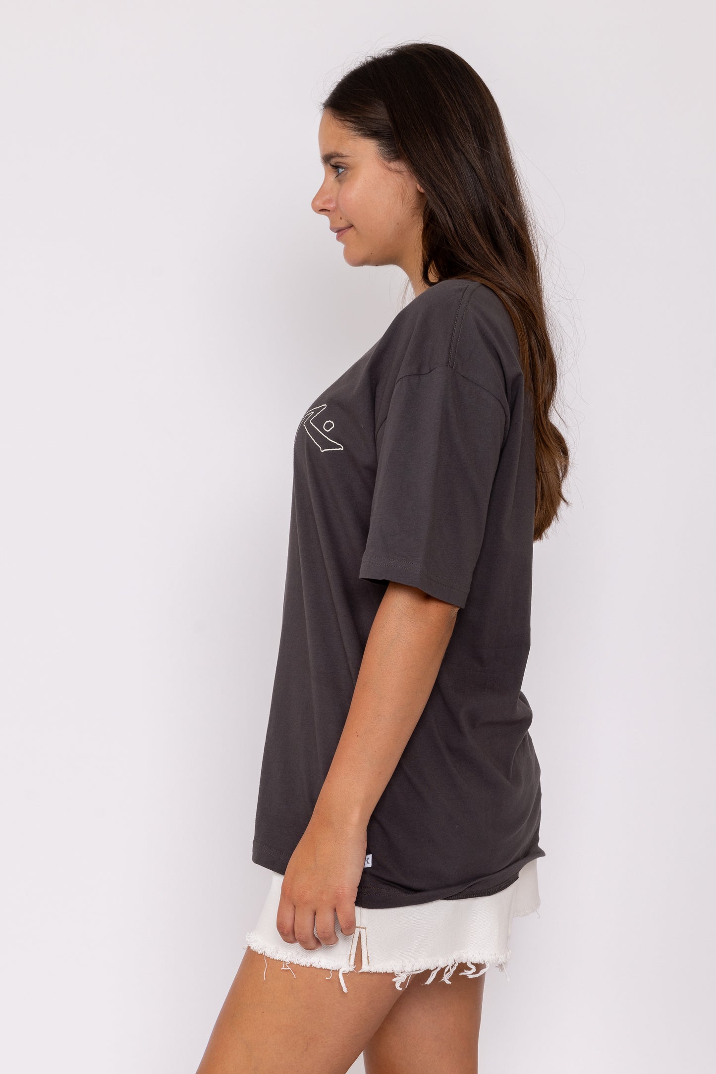 ZONE IN RELAXED TEE